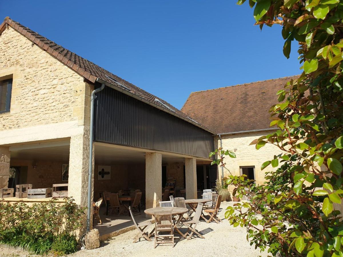 Le 4 Bed & Breakfast Montignac-Lascaux Exterior foto