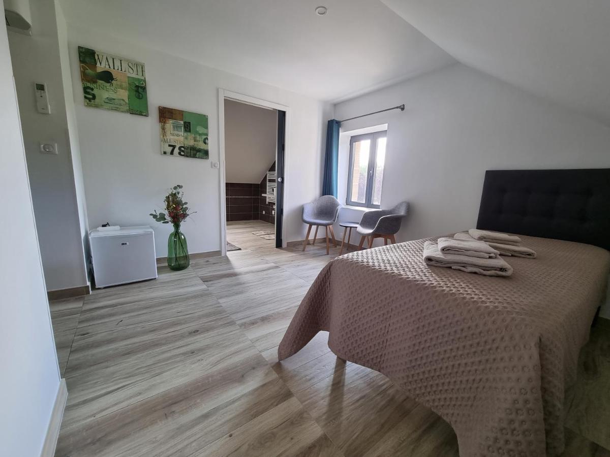 Le 4 Bed & Breakfast Montignac-Lascaux Exterior foto